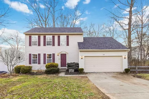 125 Paddle Wheel Dr, New Richmond, OH 45157