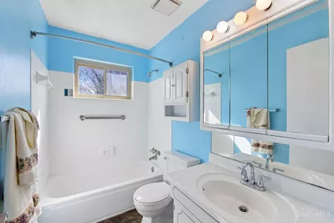 1128 Oldwick Dr, Reading, OH 45215 photo 36