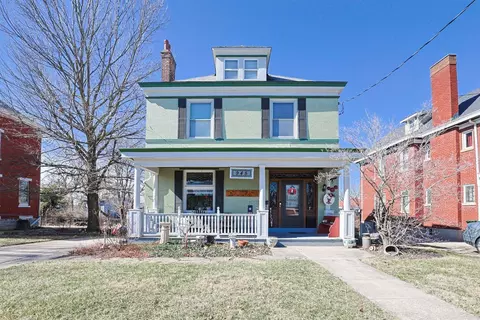 945 Enright Ave, Cincinnati, OH 45205