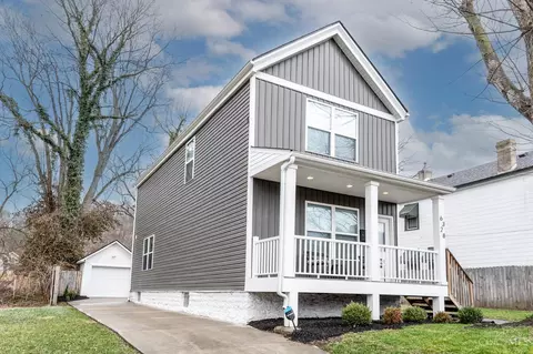 6328 Desmond St, Cincinnati, OH 45227