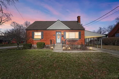10514 Thornview Dr, Sharonville, OH 45241