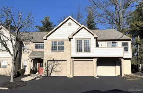 492 Mapleleaf Dr, Cincinnati, OH 45255