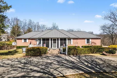 20902 Ridgecliff Ct, Lawrenceburg, IN 47025