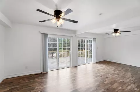 Living - 6074 Johnson Rd, Cincinnati, OH 45248 photo 7 of 8