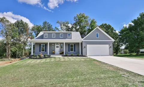 8128 Sycamore St, Maineville, OH 45039