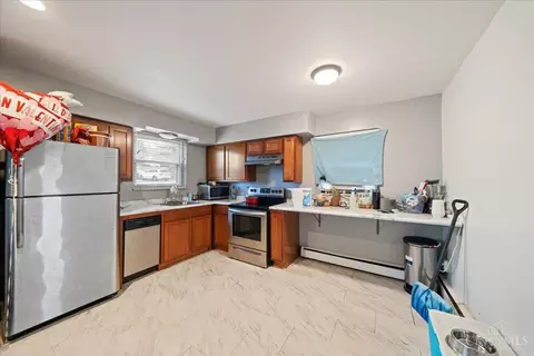 2465 Galbraith Rd, Cincinnati, OH 45237 photo 7