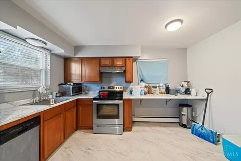 2465 Galbraith Rd, Cincinnati, OH 45237 photo 8
