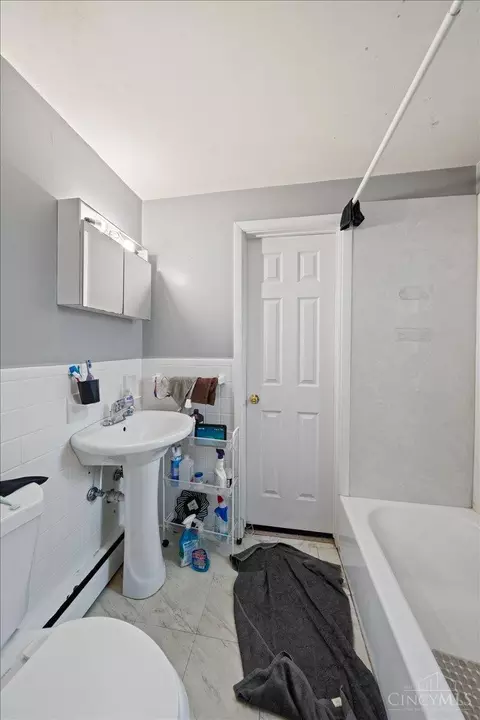 2465 Galbraith Rd, Cincinnati, OH 45237 photo 20