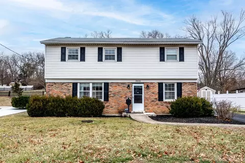5600 Antoninus Dr, Cincinnati, OH 45238