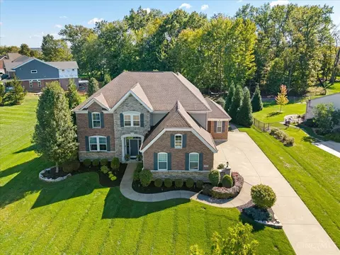 1262 Bluegrass Blvd, Batavia, OH 45103