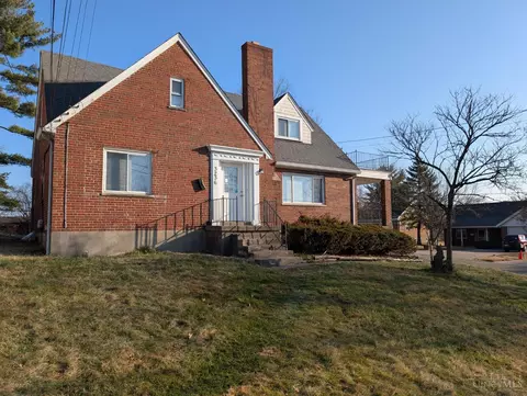 3236 Van Zandt Dr, Cincinnati, OH 45211