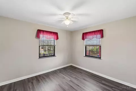 Bedroom - 741 N Bend Rd, Cincinnati, OH 45224 photo 5 of 9