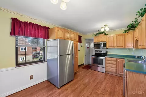 Kitchen - 741 N Bend Rd, Cincinnati, OH 45224 photo 6 of 6