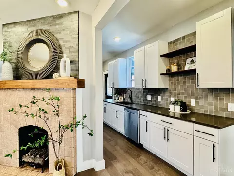 Kitchen - 2014 Clarion Ave, Cincinnati, OH 45207 photo 1 of 8
