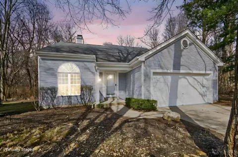 1013 Wittshire Ln, Cincinnati, OH 45255