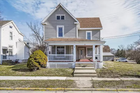 4 Maple St, Jeffersonville, OH 43128