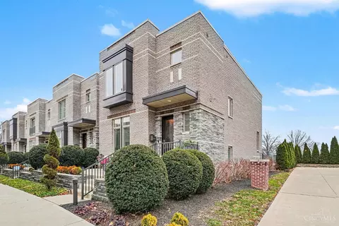2734 Cleinview Ave, Cincinnati, OH 45206