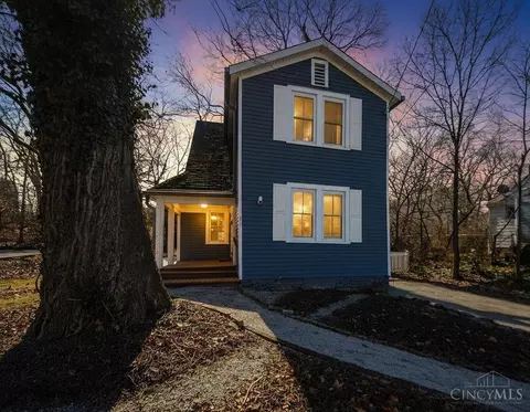 45 Lake Ave, Glendale, OH 45246