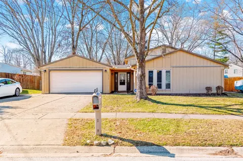4775 Timberknoll Dr, Cincinnati, OH 45244