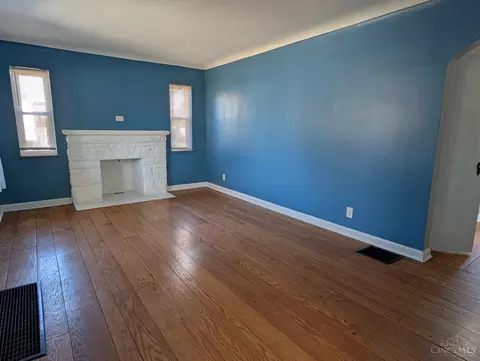 6656 Plainfield Rd, Silverton, OH 45236 photo 2