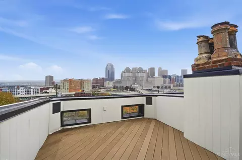 Exterior - 506 Baum St, Cincinnati, OH 45202 photo 3 of 8