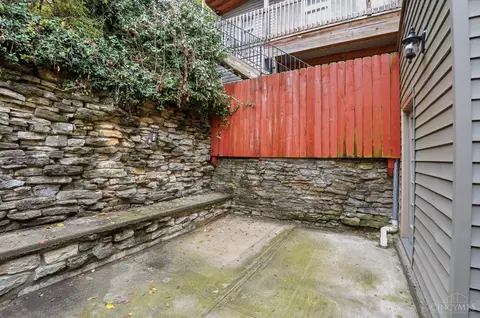 Exterior - 506 Baum St, Cincinnati, OH 45202 photo 5 of 8