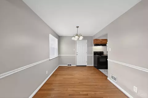 Dining - 1702 Ashbrook Dr, Cincinnati, OH 45238 photo 1 of 1