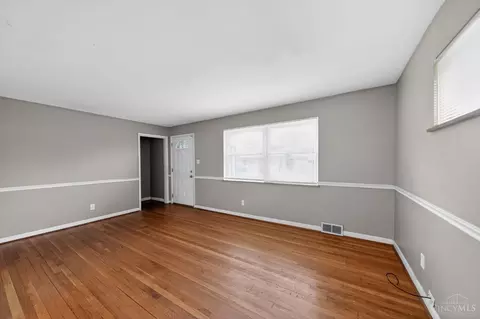 Living - 1702 Ashbrook Dr, Cincinnati, OH 45238 photo 4 of 4