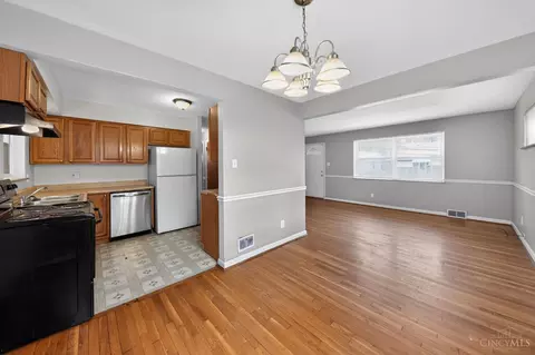 Other - 1702 Ashbrook Dr, Cincinnati, OH 45238 photo 2 of 9
