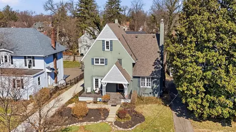 1284 Paddock Hills Ave, Cincinnati, OH 45229
