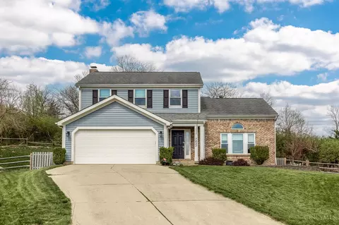 7822 Willow Run Ct, West Chester, OH 45069