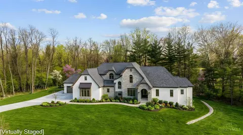 2 Abbey Pl, Madeira, OH 45243
