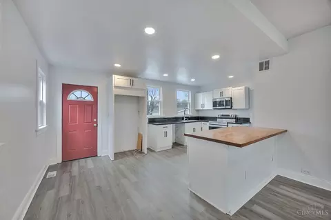 Other - 5811 Bramble Ave, Cincinnati, OH 45227 photo 4 of 10