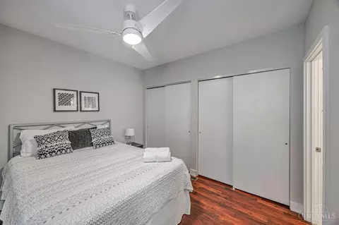 Bedroom - 121 Green St, Cincinnati, OH 45202 photo 6 of 7