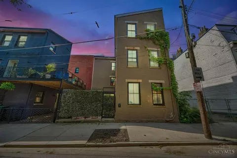 Exterior - 121 Green St, Cincinnati, OH 45202 photo 4 of 9