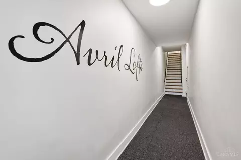 Entry Way - 33 Court St, Cincinnati, OH 45202 photo 1 of 1