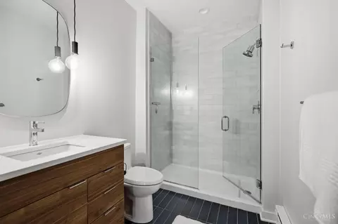 Bath - 33 Court St, Cincinnati, OH 45202 photo 1 of 2