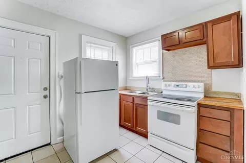 Kitchen - 1626 Iliff Ave, Cincinnati, OH 45205 photo 1 of 2