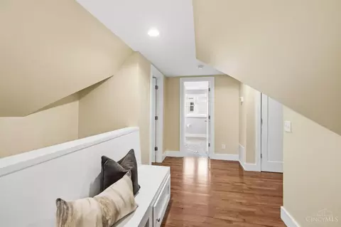 3327 De Forest Dr, Cincinnati, OH 45209 photo 26