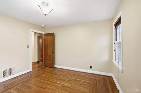 3327 De Forest Dr, Cincinnati, OH 45209 photo 20
