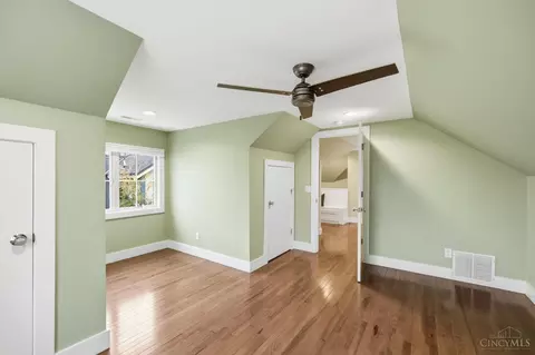 3327 De Forest Dr, Cincinnati, OH 45209 photo 37