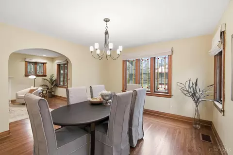 3327 De Forest Dr, Cincinnati, OH 45209 photo 10