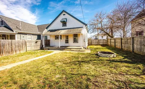 Exterior - 805 D St, Hamilton, OH 45013 photo 5 of 8