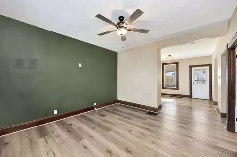 Living - 805 D St, Hamilton, OH 45013 photo 1 of 3