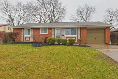 10086 Windswept Ln, Colerain Twp, OH 45251