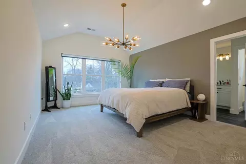 Bedroom - 4737 Alpine Ave, Blue Ash, OH 45242 photo 1 of 10