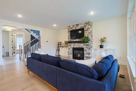 Living - 4737 Alpine Ave, Blue Ash, OH 45242 photo 1 of 4