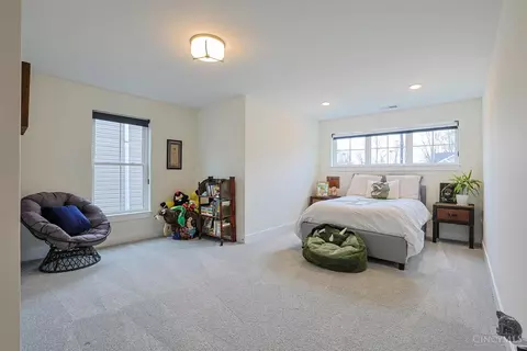 Bedroom - 4737 Alpine Ave, Blue Ash, OH 45242 photo 4 of 10