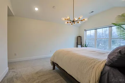 Bedroom - 4737 Alpine Ave, Blue Ash, OH 45242 photo 2 of 10