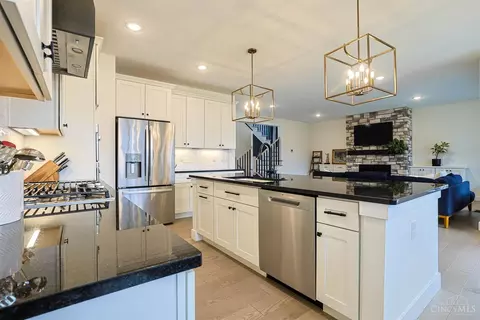 Kitchen - 4737 Alpine Ave, Blue Ash, OH 45242 photo 2 of 5